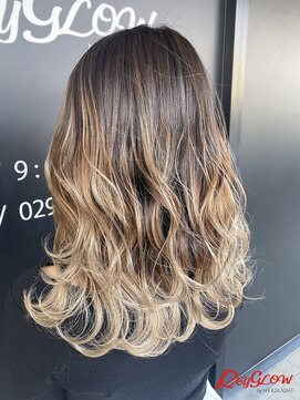 レイグロー バイ ヘッドライト ひたちなか店(RAYGLOW by HEADLIGHT) バレイヤージュ×RAYGLOW