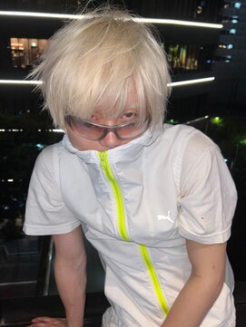 ベレーザ 渋谷(BELEZA) 15603ブリーチ＆ダブルカラー金髪ホワイトブロンドウルフ