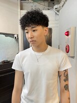 ビーバイエイトジェンツ(Bee by EIGHT GENTS)&nbsp;MEN’S HAIR/ブルーブラック/フェザーパーマ/心斎橋