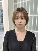 前髪のクセも自然に 縮毛矯正ショートボブ ベージュカラー30代