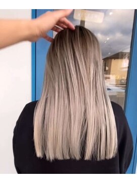 ヘアーメイク コラソン(hair make corazon) 似合わせカットメルティカラー着物フェミニンロング