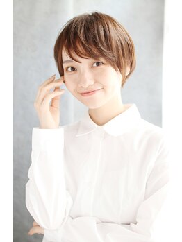 ラピス 新宿店(Lapis)の写真/【30～40代女性に圧倒的支持】【白髪・うねり改善・月1メンテ】スタイリストもベテランが多く在籍[新宿]