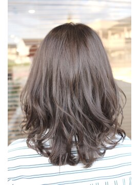 グランウェイ(GRUNWAY) グレージュカラー