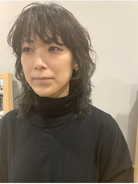 マド(Mado) クルクルパーマ