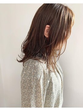 ニコラ(NICOLA) フォギーベージュ
