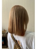 トムキャット(TOM CAT)&nbsp;【新宿TOMCAT】ベージュ×インナー韓国人風オレンジ