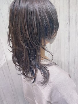 リアイス(Re:ICE) ミニウルフ/くすみブルー/流れるレイヤー/インナーハイライト