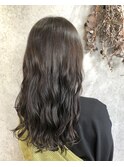 透明感透け感バッチリ！大人気のグレーを使った暗髪スタイル～♪