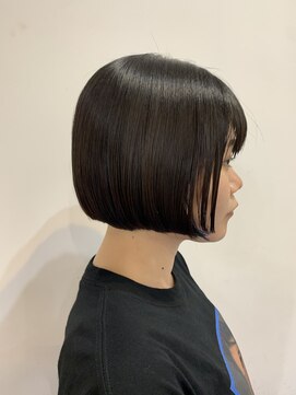 エム(EM) つや髪ミニボブ