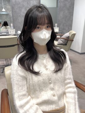 フォンド 津田沼(fond.) 黒髪/グレーベージュ/レイヤーロング/前髪パーマ/津田沼