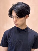 ガーデンヨコハマエスト(GARDEN YOKOHAMA est)&nbsp;ナチュラル　ワンカール　センターパート　カルマパーマ