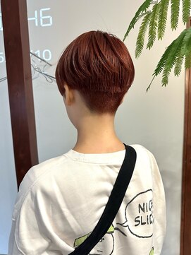 デン(den) ハンサムショート ブラッドオレンジ