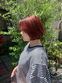 ブラン 阪急伊丹駅前店(Blanc.)の写真/【阪急伊丹駅徒歩3分】毛先まで抜け感のあるスタイルを実現するカット技術が魅力♪前髪や顔周りも綺麗に◇