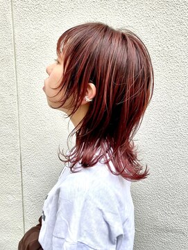 プール(POOL) ウルフカット/ネオウルフ/顔周りレイヤー/ボルドーカラー