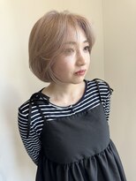 ハイク(HYKE)&nbsp;ママ世代から似合う、やわらか透明感ハイトーンショート