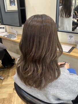 アルター(aL ter) オリーブベージュ［大人ガーリー/似合わせカット］長野歌穂