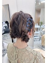 ネセサリー(necessary) ツインお団子ヘアアレンジ