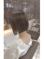 シエル ドゥ サワ(ciel de SAWA) ハイトーンぱつっとボブシアーグレージュ×丸みで今っぽく垢抜け