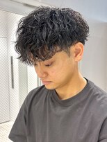 コウキカミヤ 栄(KOUKI KAMIYA)&nbsp;シャドウパーマ/メンズパーマ/刈り上げスタイル