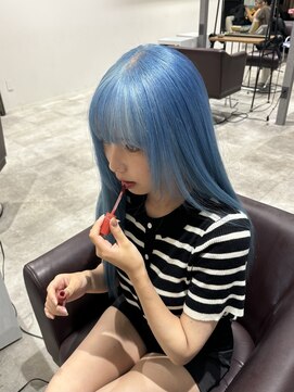 キャパ セントラル 天神 大名店(CAPA central) ペールブルー ハイトーン ブリーチカラー 髪質改善 10代 28代