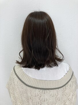 シエル 立川店(CIEL) 【CIEL 佐藤】カーキアッシュ　外ハネ　イルミナカラー