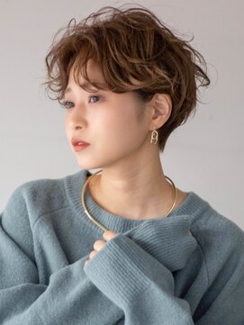 サーカス バイ ビュートリアム 青山(CIRCUS by BEAUTRIUM) マッシュショート 大人可愛い うる艶髪 暖色系カラー 30代40代