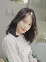 ドットハリス(.Hallis)&nbsp;大人かわいい/小顔/ミディアムレイヤー/20代30代40代