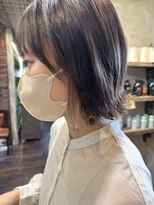 ヘアー クリエイト カルバリ(HAIR CREATE Calbari) ホワイトベージュ、インナーカラーボブ