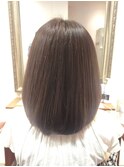 30代40代50代/ミディアムストレート/後ろ下がりボブ