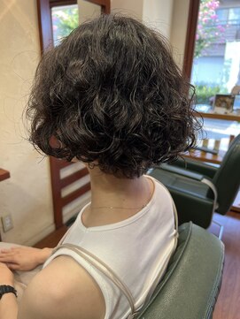 サロン ド ヨシノリ(salon de yoshinori) レディースウエーブスタイル