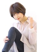 束感くびれショート暗めカラー