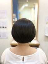 ヘアー グリーン(hair green)&nbsp;丸みシルエットの大人ナチュラルショートボブ