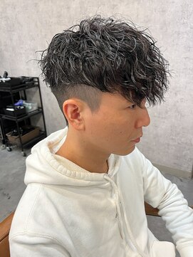 エルマーク 梅田(L-MARK) メンズパーマ/ツイストスパイラル/サーフカール/men's/眉毛