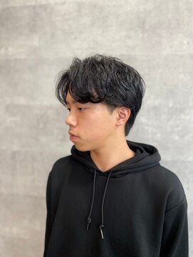 ソイクフ(SOY KUFU) センターパートマッシュツーブロックニュアンスパーマ/東伏見