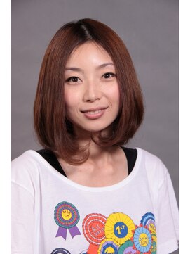 カット スペシャリティー クロマ(cut speciality CHROMA) フンワリボブ