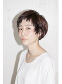 ショート×素肌感メイク