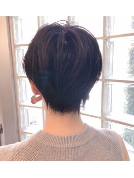 アロー(arrow) スッキリ!ハンサムショート【みのり】