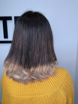 リベルテ 池袋(liberte) 裾ブロンド