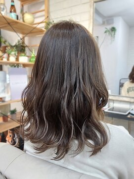 リコ 池袋東口店(Liko) 【Liko池袋】ブラウンベージュロブスタイル【池袋】