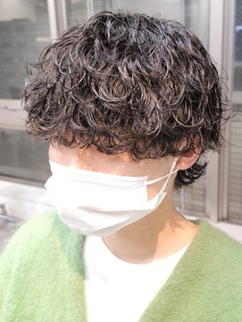 フィフス 原宿(fifth) 波巻きツイストスパイラルパーマ前下がりマッシュツーブロック