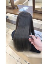 ザック ヴィ(ZACC  vie)&nbsp;オリーブグレージュ×髪質改善トリートメント