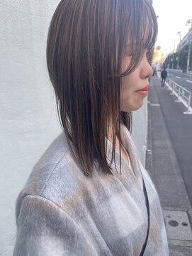 エウペ 渋谷(WEUPE) 斜めバング/グレージュカラー/デザインカラー/シルキーベージュ