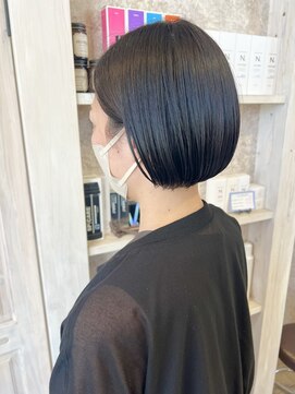 キャアリー(Caary) 福山Caary丸みミニボブ簡単スタイリング人気ショートカット20代