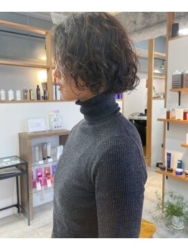 レス 伏見(LESS) 大人可愛いミニボブ