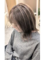 エメ(aimer)&nbsp;白髪ぼかしハイライト◎