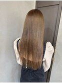 ミルクティーグレージュ