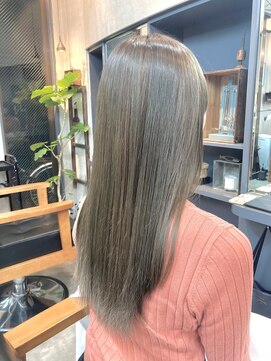 オト(oto) 抜け感×艶感引き出す　くすみベージュ/酸熱トリートメント