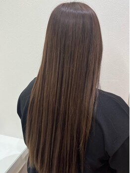 【女性stylist/人気サロン】お悩みの髪も美しい艶のある髪を実現◎柔らかな自然なストレートに!