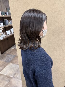 イロハ(iroh) イルミナカラー/くびれヘア/髪質改善トリートメント