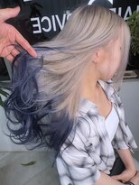 イエナ 渋谷(IENA)&nbsp;★ ネイビーブルーひし形レイヤーボブヘア ダブルカラーブリーチ
